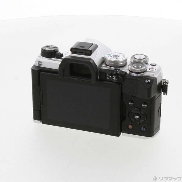 〔中古〕OM-5 ボディ シルバー〔262-ud〕 |  | 02