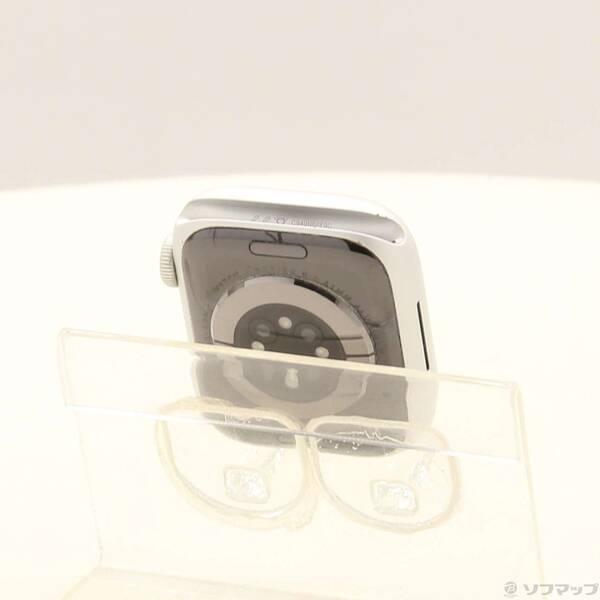 〔中古〕Apple(アップル) Apple Watch Series 8 GPS 41mm シルバーアルミニウムケース バンド無し〔198-ud〕 |  | 02