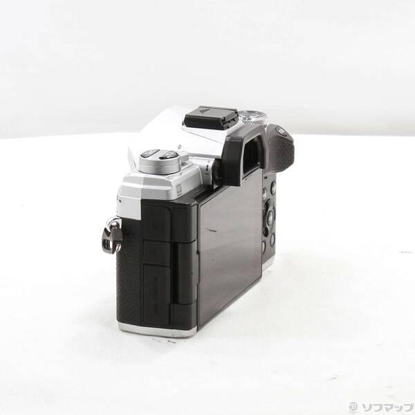 〔中古〕OLYMPUS(オリンパス) OM-D E-M5 Mark III ボディ シルバー〔295-ud〕 |  | 01