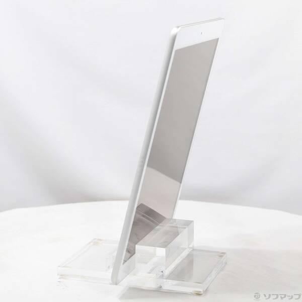 〔中古〕Apple(アップル) iPad 第8世代 32GB シルバー MYLA2J／A Wi-Fi〔295-ud〕 |  | 01