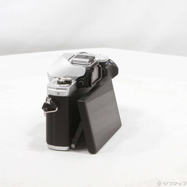〔中古〕OLYMPUS(オリンパス) OM-D E-M10 Mark III ボディ シルバー〔349-ud〕 |  | 01