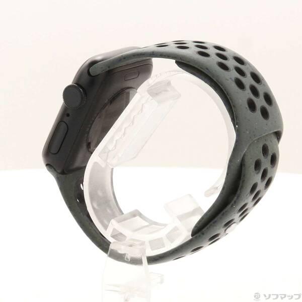 〔中古〕Apple(アップル) Apple Watch SE 第2世代 GPS 40mm ミッドナイトアルミニウムケース カーゴカーキNikeスポーツバンド〔198-ud〕 |  | 01