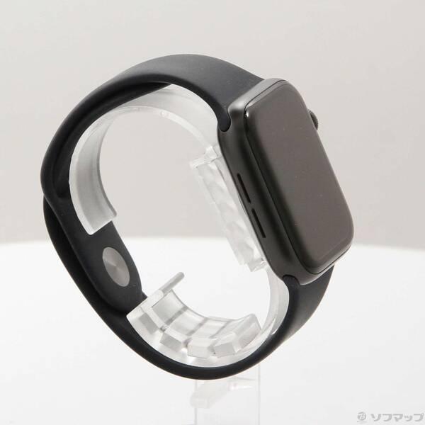 〔中古〕Apple(アップル) Apple Watch SE 第1世代 GPS 44mm スペースグレイアルミニウムケース ブラックスポーツバンド〔305-ud〕 |  | 03