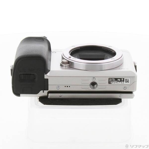〔中古〕SONY(ソニー) α6000 ダブルズームレンズキット シルバー ILCE-6000Y〔295-ud〕 |  | 04