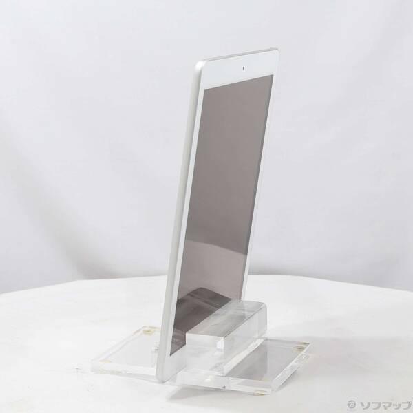 〔中古〕Apple(アップル) iPad 第6世代 32GB シルバー MR7G2J／A Wi-Fi〔247-ud〕 |  | 01