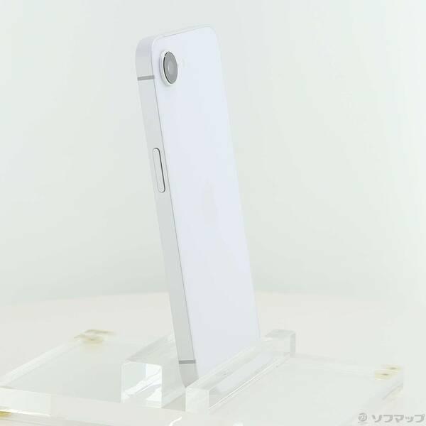 〔中古〕Apple(アップル) iPhone16e 256GB ホワイト MD1W4J／A SIMフリー〔198-ud〕 |  | 03