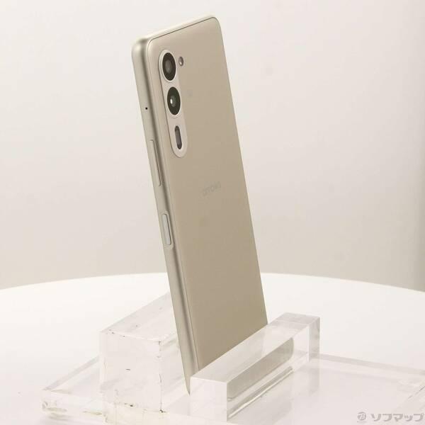 〔中古〕FCNT arrows We2 Plus M06 256GB シャンパンシルバー ASMC06004 SIMフリー〔297-ud〕 |  | 03