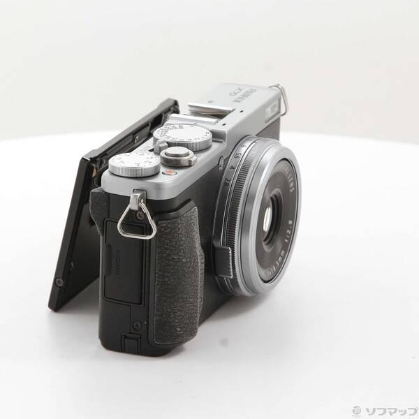 〔中古〕富士フイルム(FUJIFILM) FUJIFILM X70 シルバー (1630万画素)〔198-ud〕 |  | 03