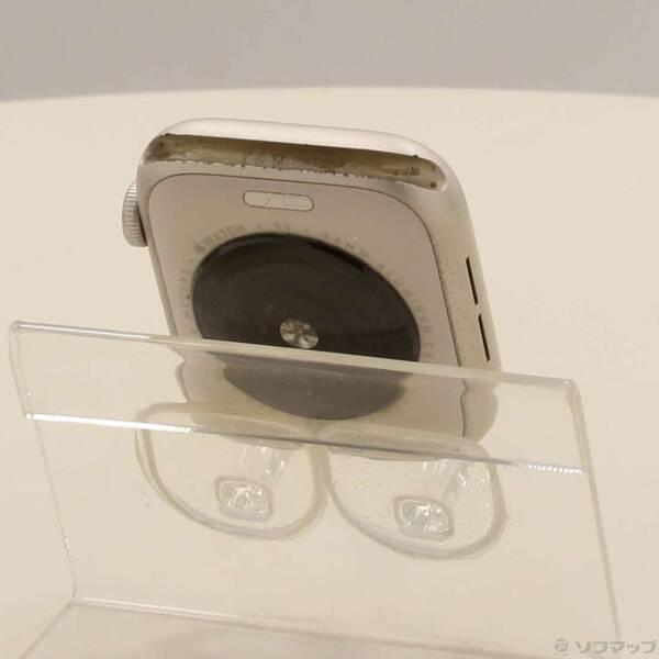 〔中古〕Apple(アップル) Apple Watch SE 第2世代 GPS 44mm スターライトアルミニウムケース バンド無し〔377-ud〕 |  | 02