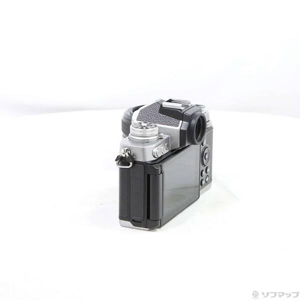 〔中古〕Nikon(ニコン) Z fc 28mm f／2.8 Special Edition キット〔262-ud〕 |  | 01