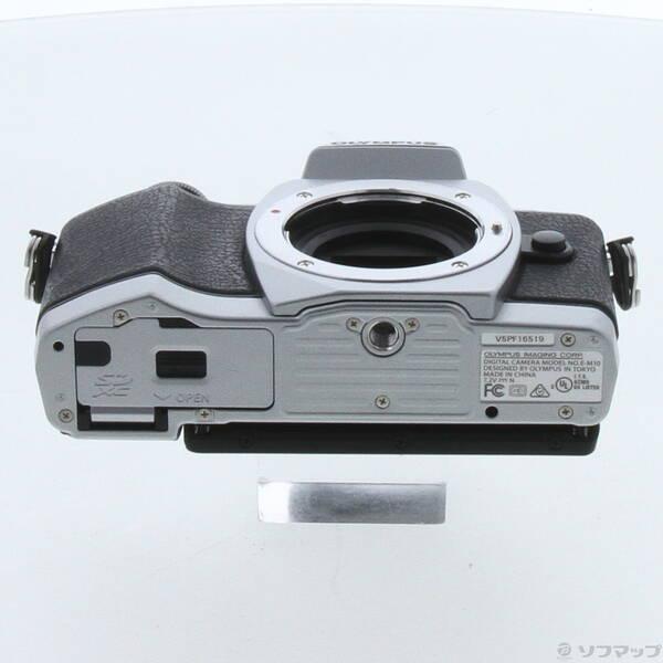 〔中古〕OLYMPUS(オリンパス) OM-D E-M10 14-42mm EZレンズキット シルバー〔262-ud〕 |  | 04