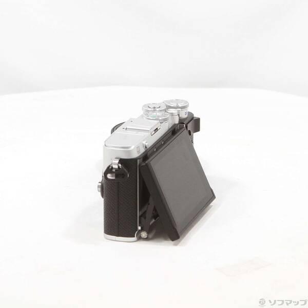 〔中古〕OLYMPUS(オリンパス) OLYMPUS PEN E-P7 14-42mm EZレンズキット シルバー〔352-ud〕 |  | 01