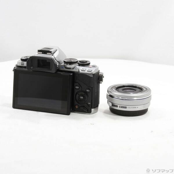 〔中古〕OLYMPUS(オリンパス) OM-D E-M10 14-42mm EZレンズキット シルバー〔352-ud〕 |  | 02