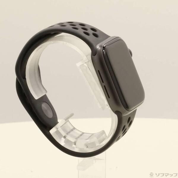 〔中古〕Apple(アップル) Apple Watch Series 5 Nike GPS 40mm スペースグレイアルミニウムケース アンスラサイト／ブラックNikeスポーツバンド〔348-ud〕 |  | 03