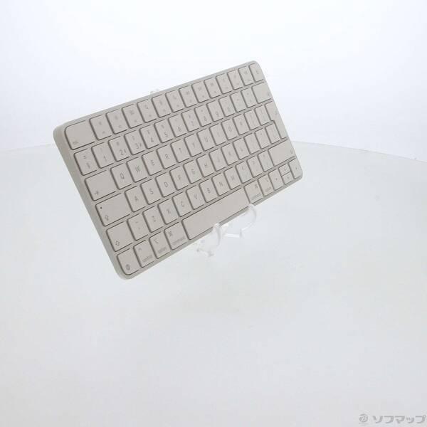 〔中古〕Apple(アップル) Magic Keyboard (USB-C) 英語(UK) MXCL3BX／A〔377-ud〕 |  | 03