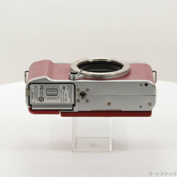 〔中古〕富士フイルム(FUJIFILM) FUJIFILM X-A1 ボディ レッド〔262-ud〕 |  | 04