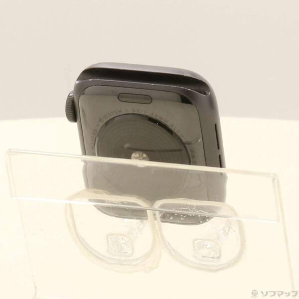 〔中古〕Apple(アップル) Apple Watch SE 第1世代 GPS 40mm スペースグレイアルミニウムケース バンド無し〔198-ud〕 |  | 02
