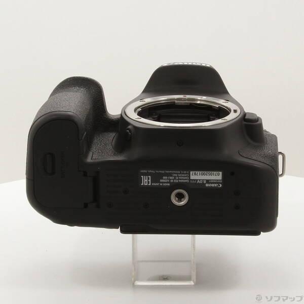 〔中古〕Canon(キヤノン) EOS 90D EF-S18-135 IS USM レンズキット〔262-ud〕 |  | 04