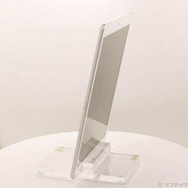 〔中古〕Apple(アップル) iPad 第7世代 32GB シルバー MW6C2J／A docomoロック解除SIMフリー〔305-ud〕 |  | 01