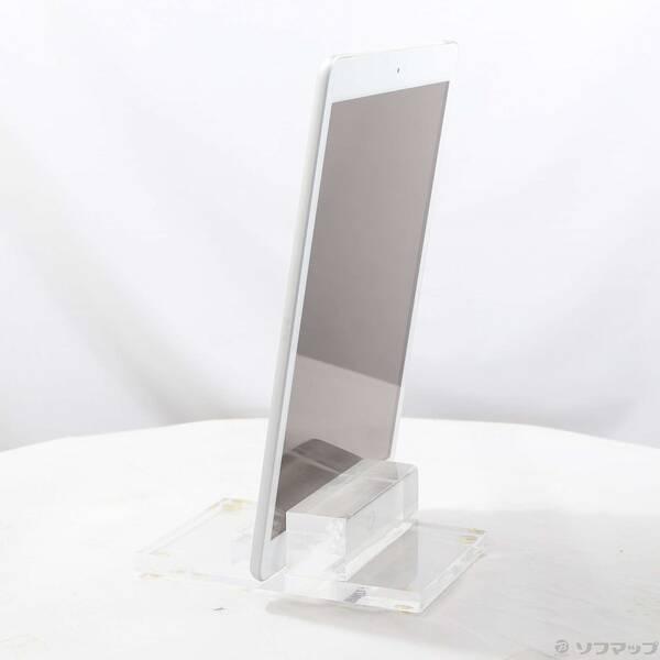 〔中古〕Apple(アップル) iPad 第7世代 32GB シルバー MW6C2J／A docomoロック解除SIMフリー〔198-ud〕 |  | 01