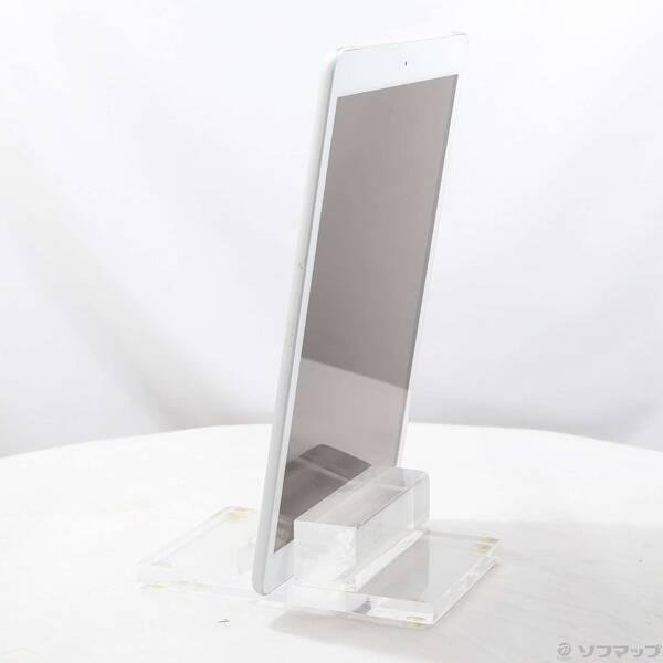 〔中古〕Apple(アップル) iPad 第7世代 32GB シルバー MW6C2J／A docomoロック解除SIMフリー〔196-ud〕 |  | 01