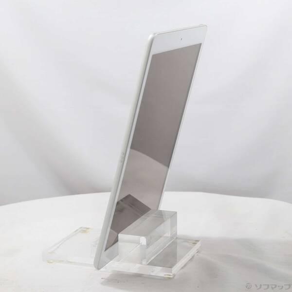 〔中古〕Apple(アップル) iPad 第8世代 32GB シルバー MYLA2J／A Wi-Fi〔198-ud〕 |  | 01