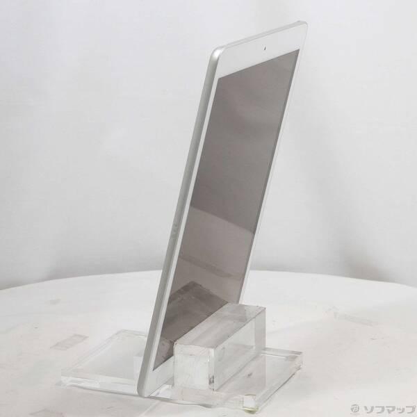 〔中古〕Apple(アップル) iPad 第8世代 128GB シルバー MYLE2J／A Wi-Fi〔368-ud〕 |  | 01