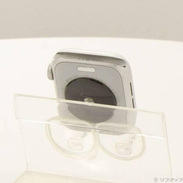 〔中古〕Apple(アップル) Apple Watch SE 第2世代 GPS 40mm シルバーアルミニウムケース バンド無し〔352-ud〕 |  | 02