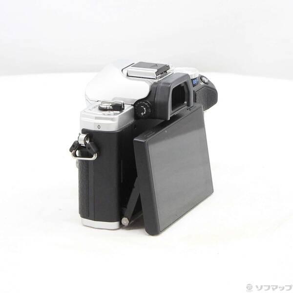 〔中古〕OLYMPUS(オリンパス) OM-D E-M10 Mark III ボディ シルバー〔258-ud〕 |  | 01
