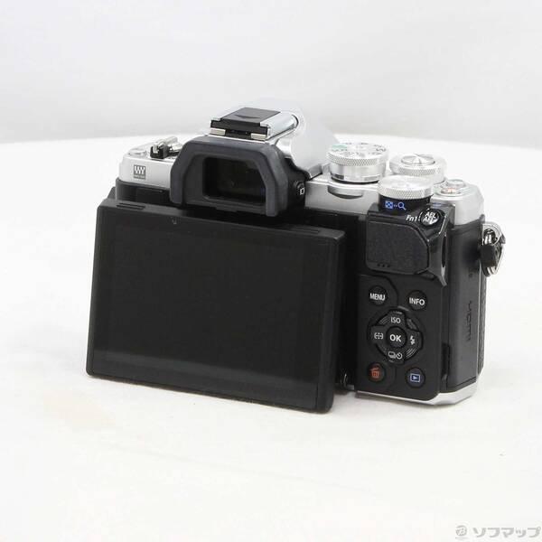 〔中古〕OLYMPUS(オリンパス) OM-D E-M10 Mark III ボディ シルバー〔258-ud〕 |  | 02