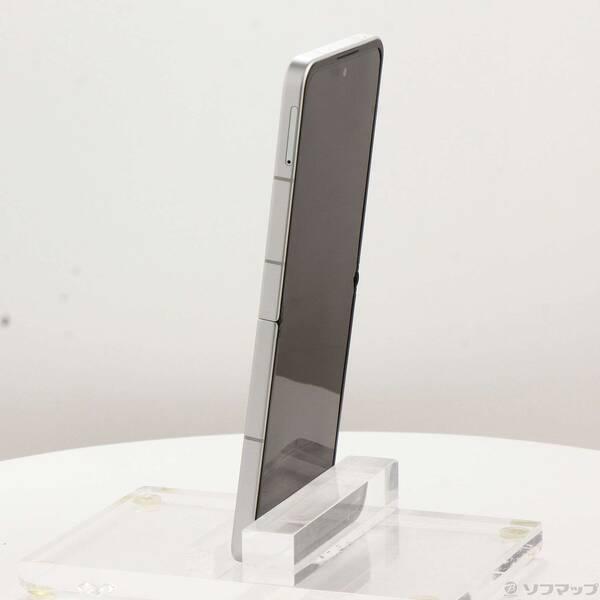 〔中古〕ZTE Libero Flip 128GB ホワイト YMLIBFLIP Y!mobile SIMフリー〔352-ud〕 |  | 01