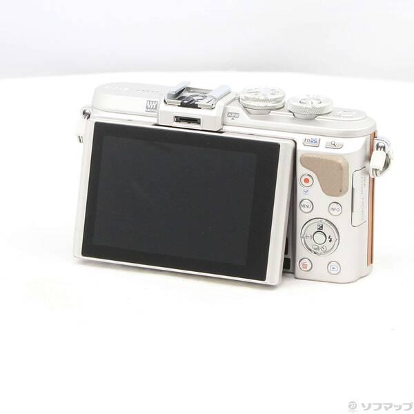 〔中古〕OLYMPUS(オリンパス) PEN E-PL8 ボディ ブラウン〔262-ud〕 |  | 02