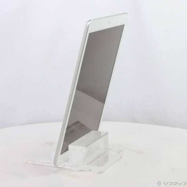 〔中古〕Apple(アップル) iPad 第8世代 32GB シルバー MYLA2J／A Wi-Fi〔198-ud〕 |  | 01