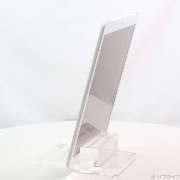 〔中古〕Apple(アップル) iPad 第7世代 32GB シルバー MW6C2J／A docomoロック解除SIMフリー〔348-ud〕 |  | 01