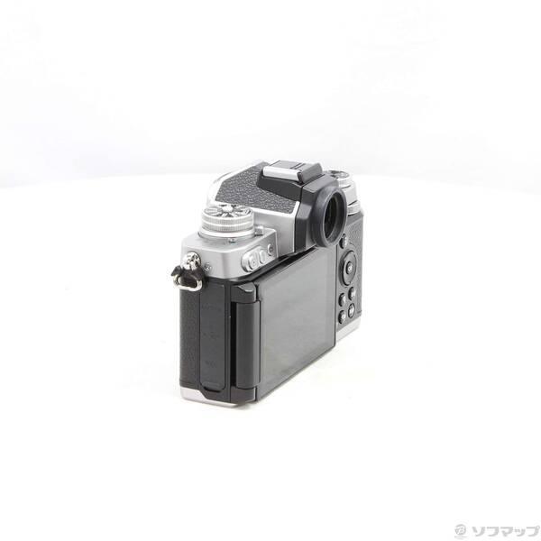〔中古〕Nikon(ニコン) Z fc 28mm f／2.8 Special Edition キット〔305-ud〕 |  | 01