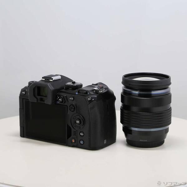 〔中古〕OM SYSTEM OM SYSTEM OM-1 12-40mm F2.8 PRO II キット〔352-ud〕 |  | 02