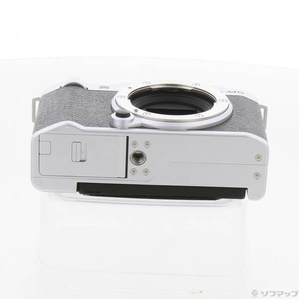 〔中古〕FUJIFILM(フジフイルム) FUJIFILM X-M5 XC15-45mmレンズキット シルバー〔344-ud〕 |  | 04