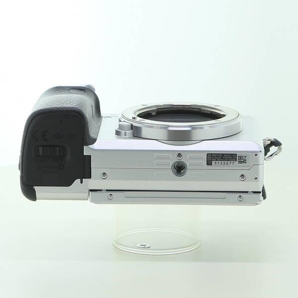 〔中古〕SONY(ソニー) α6400 ILCE-6400L パワーズームレンズキット シルバー〔258-ud〕 |  | 04