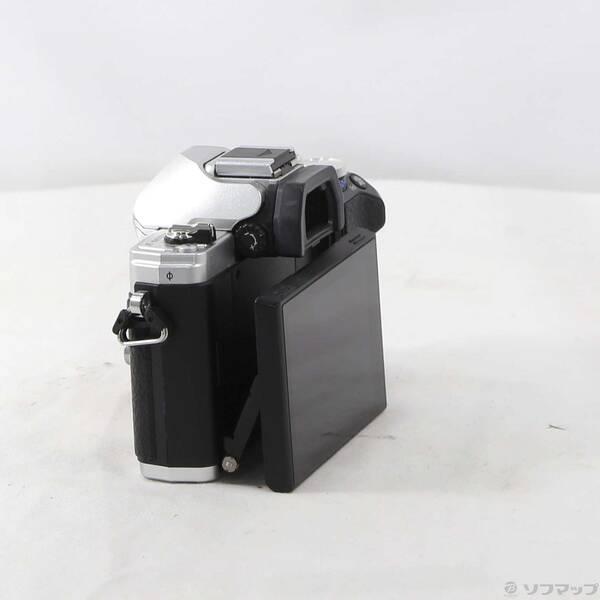 〔中古〕OLYMPUS(オリンパス) OM-D E-M10 Mark III ボディ シルバー〔297-ud〕 |  | 01