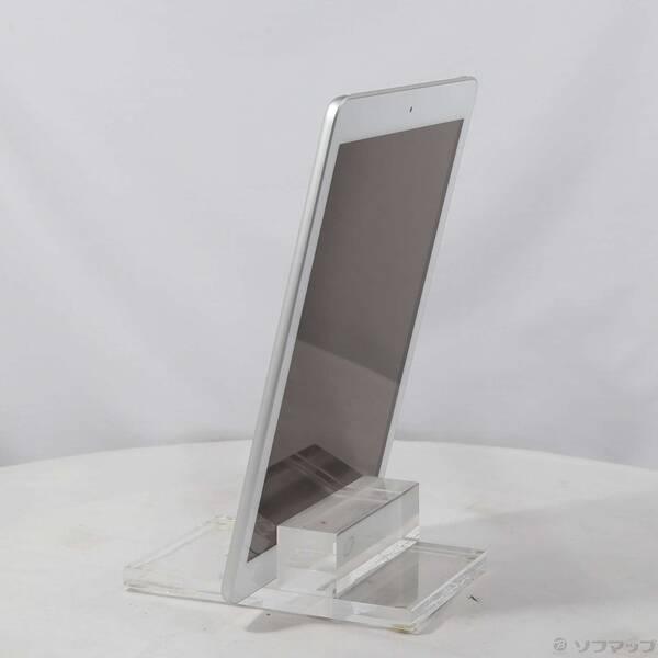 〔中古〕Apple(アップル) iPad 第6世代 128GB シルバー FR7K2J／A Wi-Fi〔297-ud〕 |  | 01