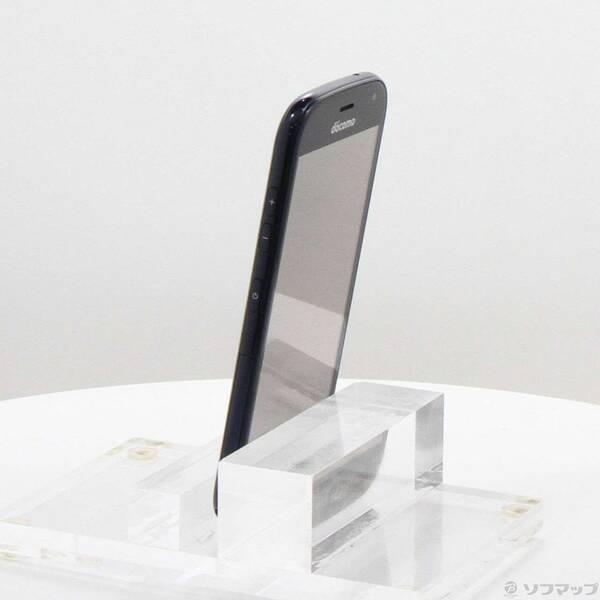 〔中古〕FUJITSU(富士通） らくらくスマートフォン 32GB ネイビー F-42A docomoロック解除SIMフリー〔368-ud〕 |  | 01