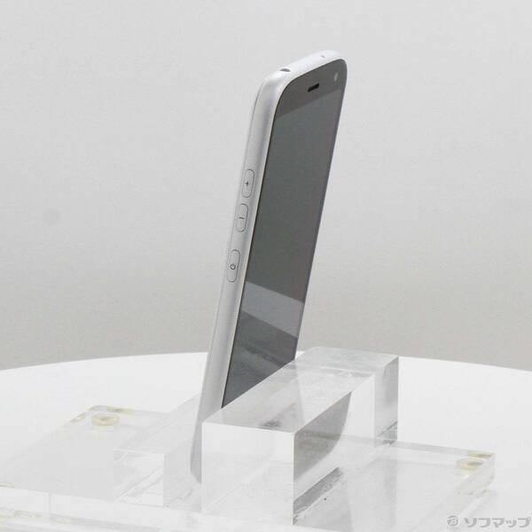 〔中古〕FCNT らくらくスマートフォン 64GB ホワイト F-52B docomo SIMフリー〔349-ud〕 |  | 01