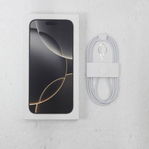 〔中古〕Apple(アップル) iPhone16 Pro Max 256GB ナチュラルチタニウム MYWK3J／A SIMフリー〔276-ud〕 |  | 04