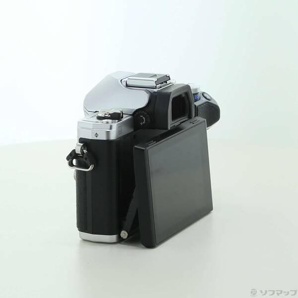 〔中古〕OLYMPUS(オリンパス) OM-D E-M10 Mark III ボディ シルバー〔352-ud〕 |  | 01