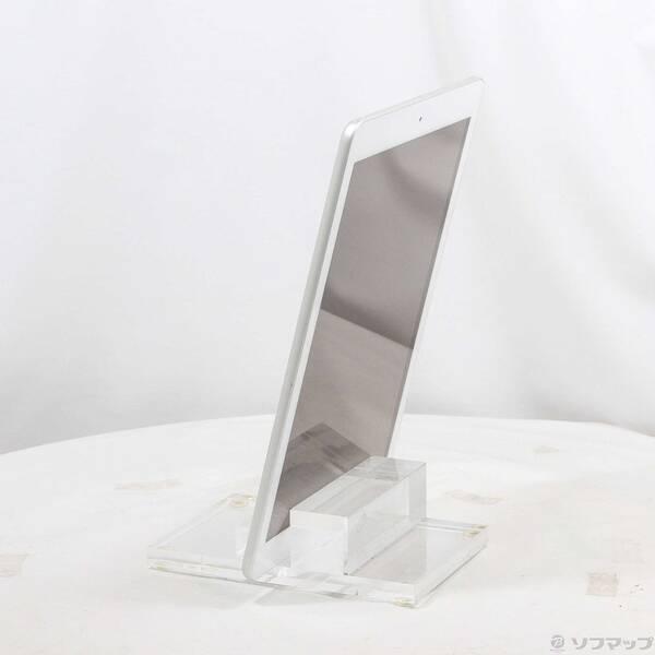 〔中古〕Apple(アップル) iPad 第6世代 32GB シルバー MR7G2J／A Wi-Fi〔198-ud〕 |  | 01