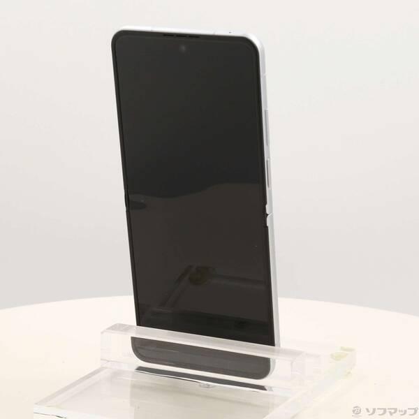 〔中古〕ZTE nubia Flip 2 128GB ホワイト A404ZT Y!mobile〔348-ud〕 |  | 02