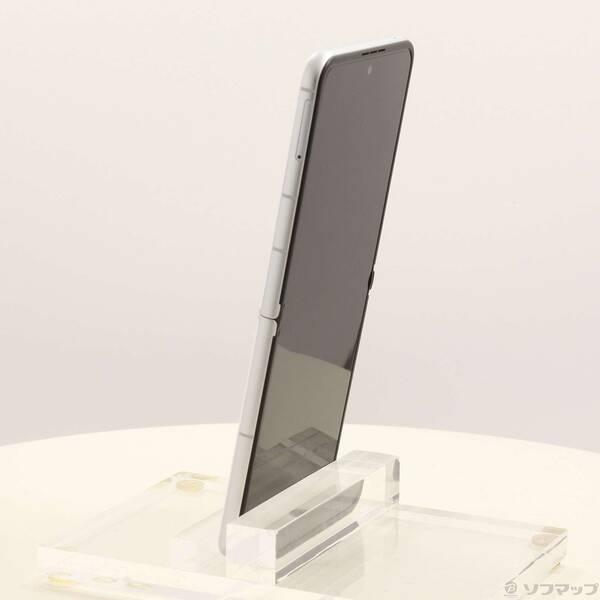 〔中古〕ZTE nubia Flip 2 128GB ホワイト A404ZT Y!mobile〔251-ud〕 |  | 01