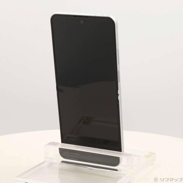 〔中古〕ZTE nubia Flip 2 128GB ホワイト A404ZT Y!mobile〔251-ud〕 |  | 02
