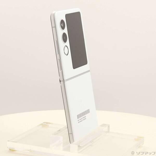 〔中古〕ZTE nubia Flip 2 128GB ホワイト A404ZT Y!mobile〔251-ud〕 |  | 03