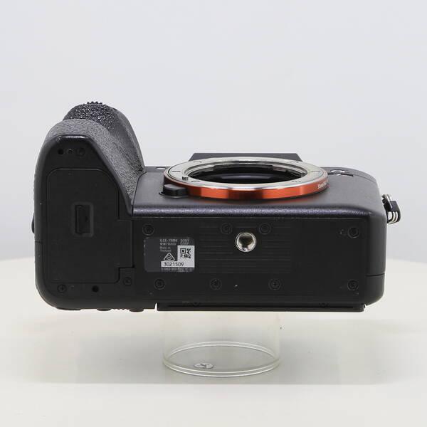 〔中古〕SONY(ソニー) α7R IV ILCE-7RM4 ボディ〔349-ud〕 |  | 04